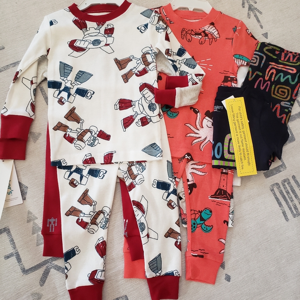 Set Of 5 Carters And Old Navy Pajama‎ Sets